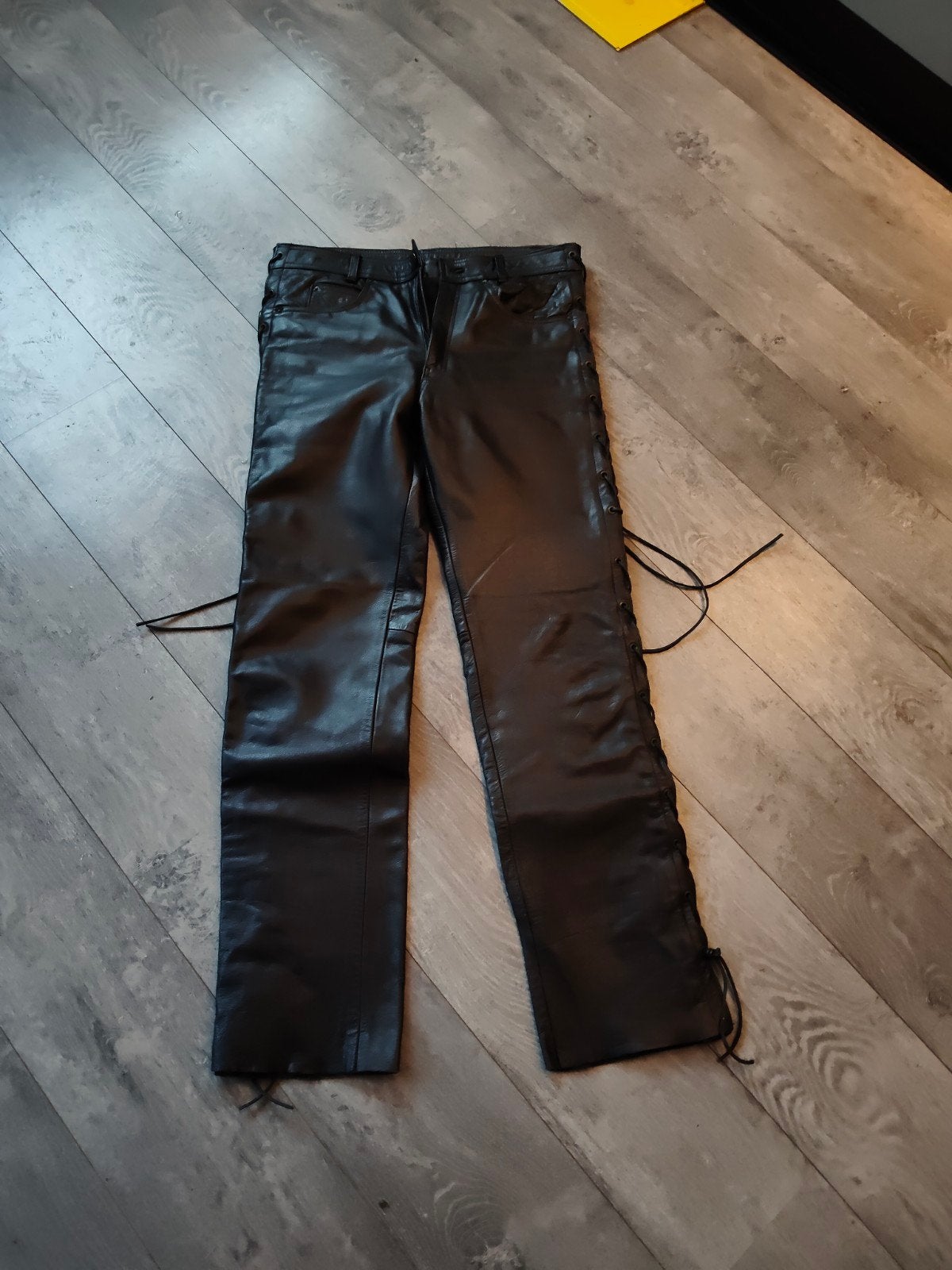 Zwarte lederen custom motorbroek - Heren maat 32, Motoren, Ophalen, Tweedehands, Heren, Broek | leer