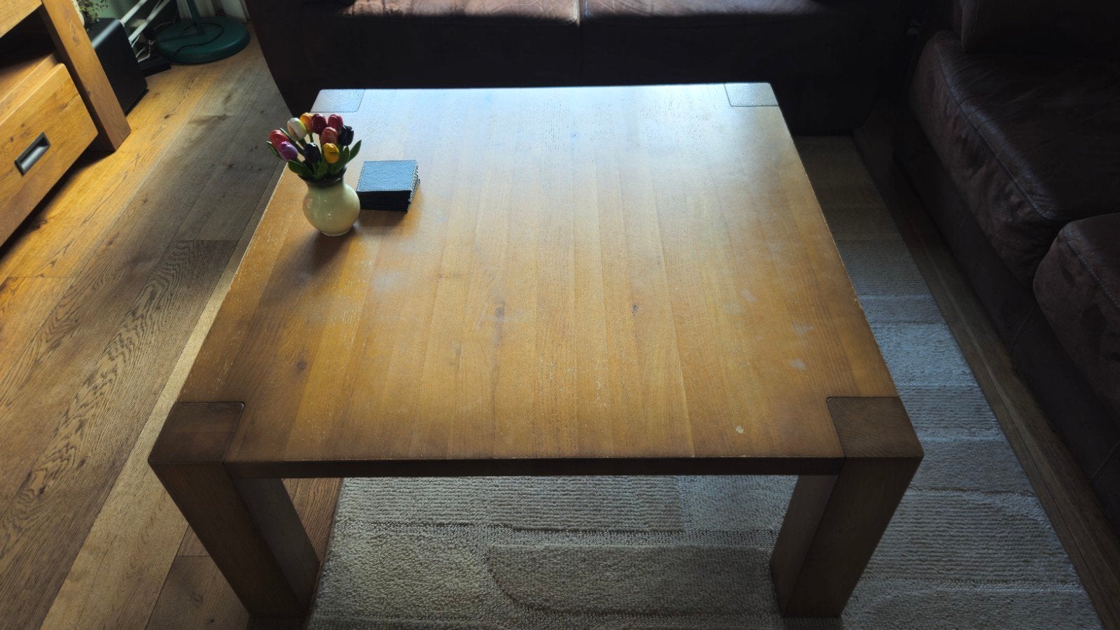 Vierkante salontafel van massief eikenhout, Ophalen, Gebruikt, 50 tot 100 cm, 50 tot 100 cm