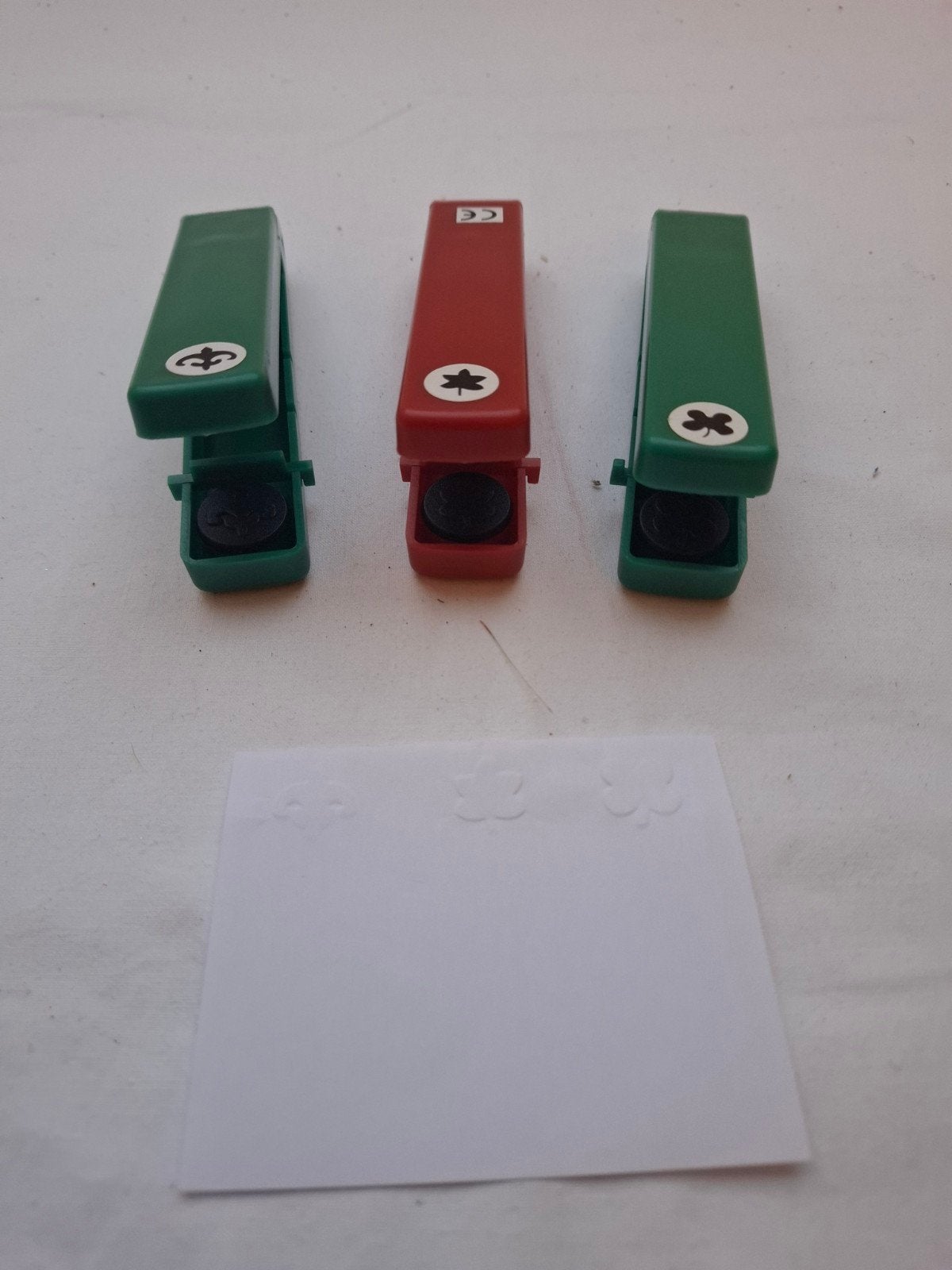 Set van 3 knutselponsen: klaver, blad, lelie, Gebruikt, Geschikt voor karton, Gereedschap of Toebehoren, Meerkleurig