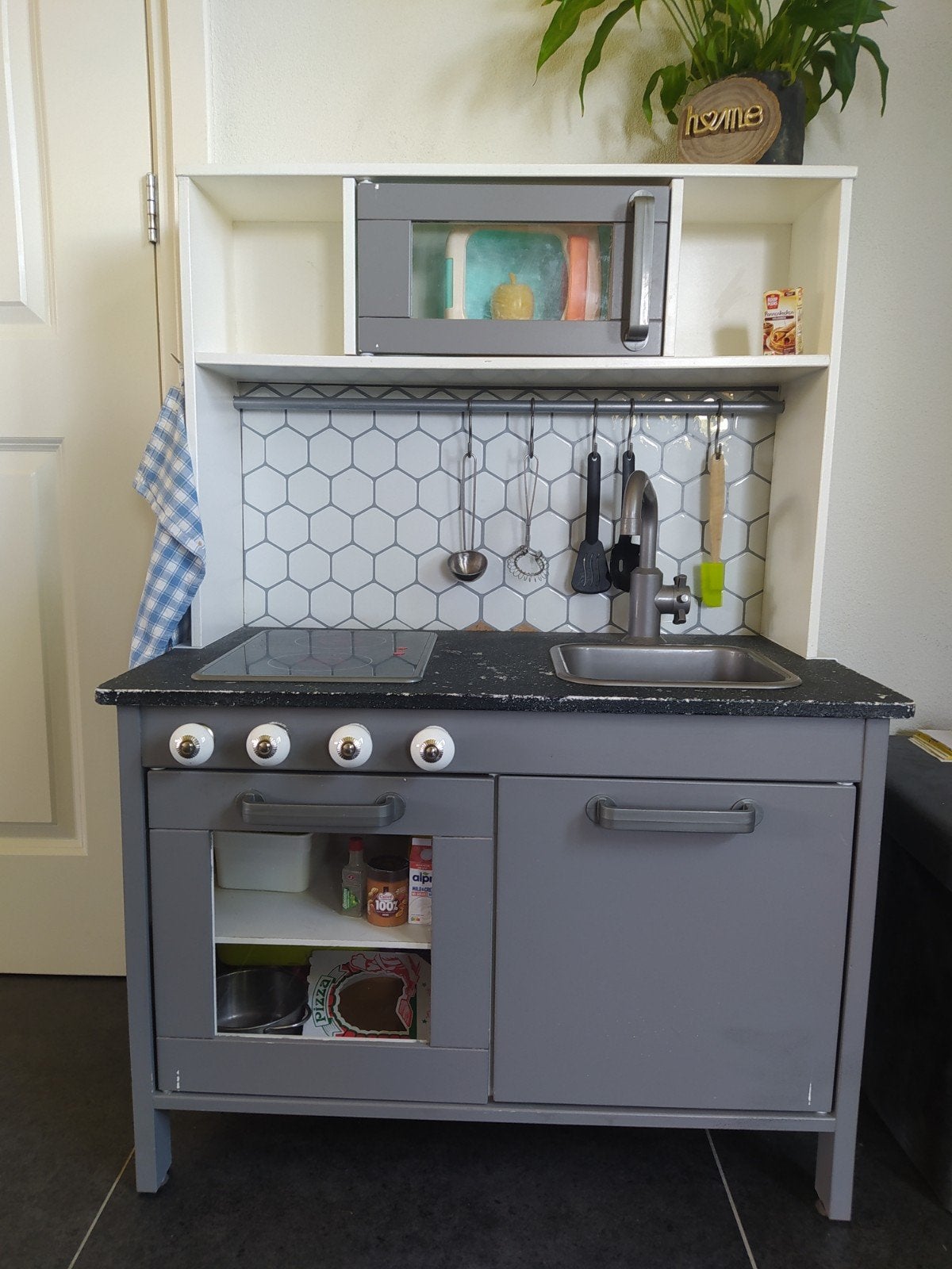 Gepimpt IKEA Keukentje, Ophalen, Gebruikt
