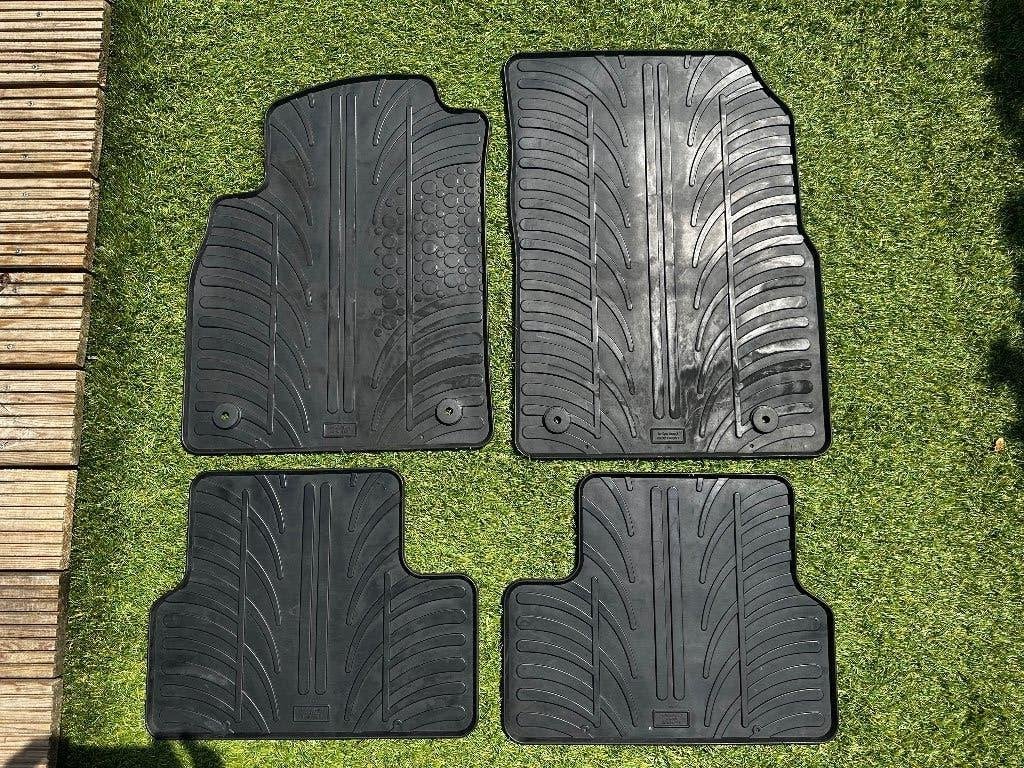 Rubberen automatten Opel Astra J complete set, Auto-onderdelen, Ophalen of Verzenden, Gebruikt, Opel