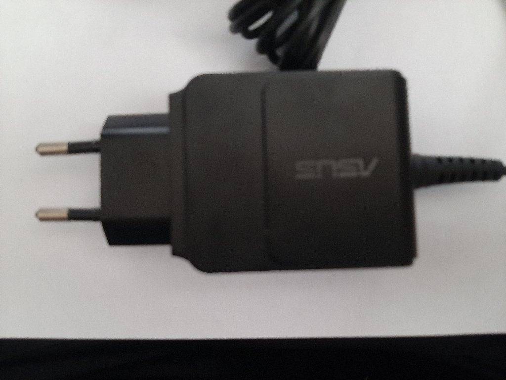 ASUS AD82000 30W Adapter, Computers en Software, Ophalen of Verzenden, Zo goed als nieuw, Asus