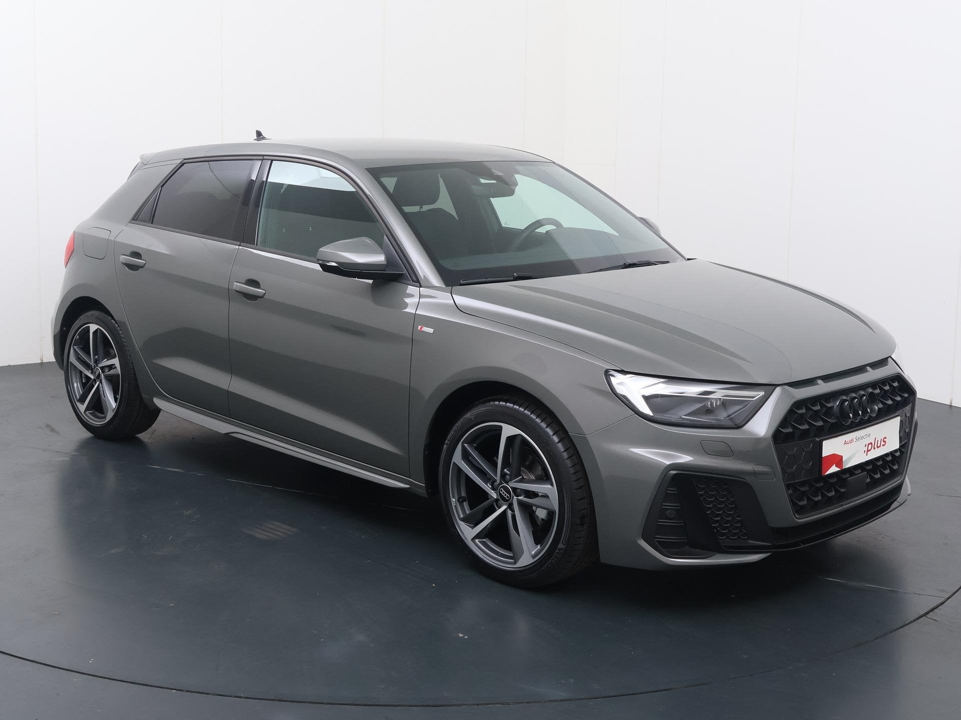 Audi A1 Sportback 35 TFSI S edition | 150 PK | Automaat | Ad, Auto's, Audi, 12 maanden, 4 cilinders, Leder en Stof, Bedrijf