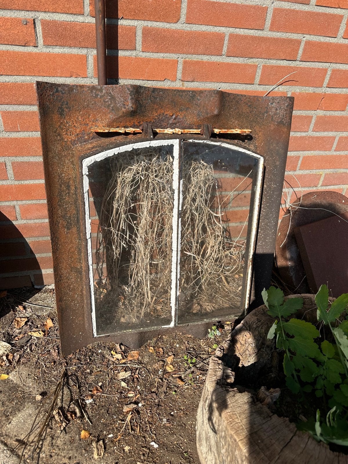 Antiek gietijzeren dakraam - met glas, Doe-het-zelf en Verbouw, Ophalen, Gebruikt, Dakraam, 80 tot 120 cm