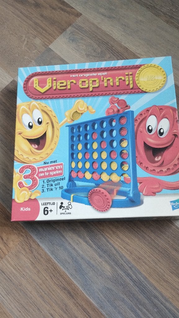 Vier op een rij, Een of twee spelers, Ophalen of Verzenden, Zo goed als nieuw, Hasbro