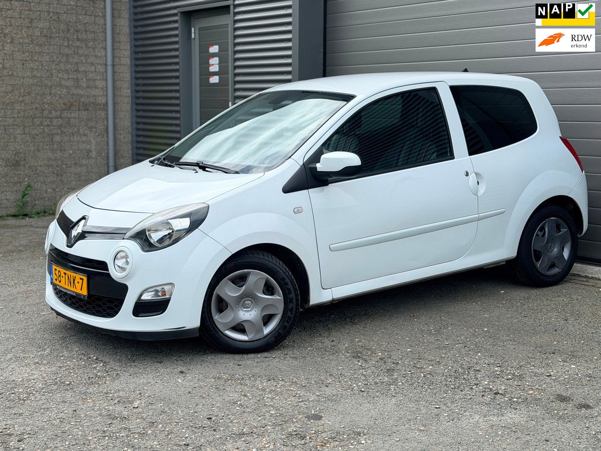Renault Twingo 1.2 16V Collection, Auto's, Voorwielaandrijving, Twingo, Gebruikt, 4 cilinders