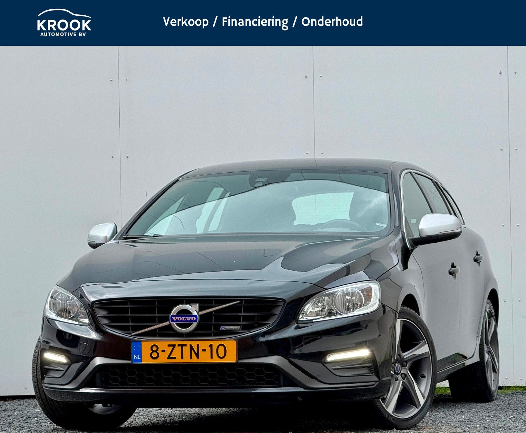 Volvo V60 1.6 T3 R-Design | 2015 | Automaat | Nieuwe D-riem, Auto's, Gebruikt, 4 cilinders, Zwart, 1600 kg
