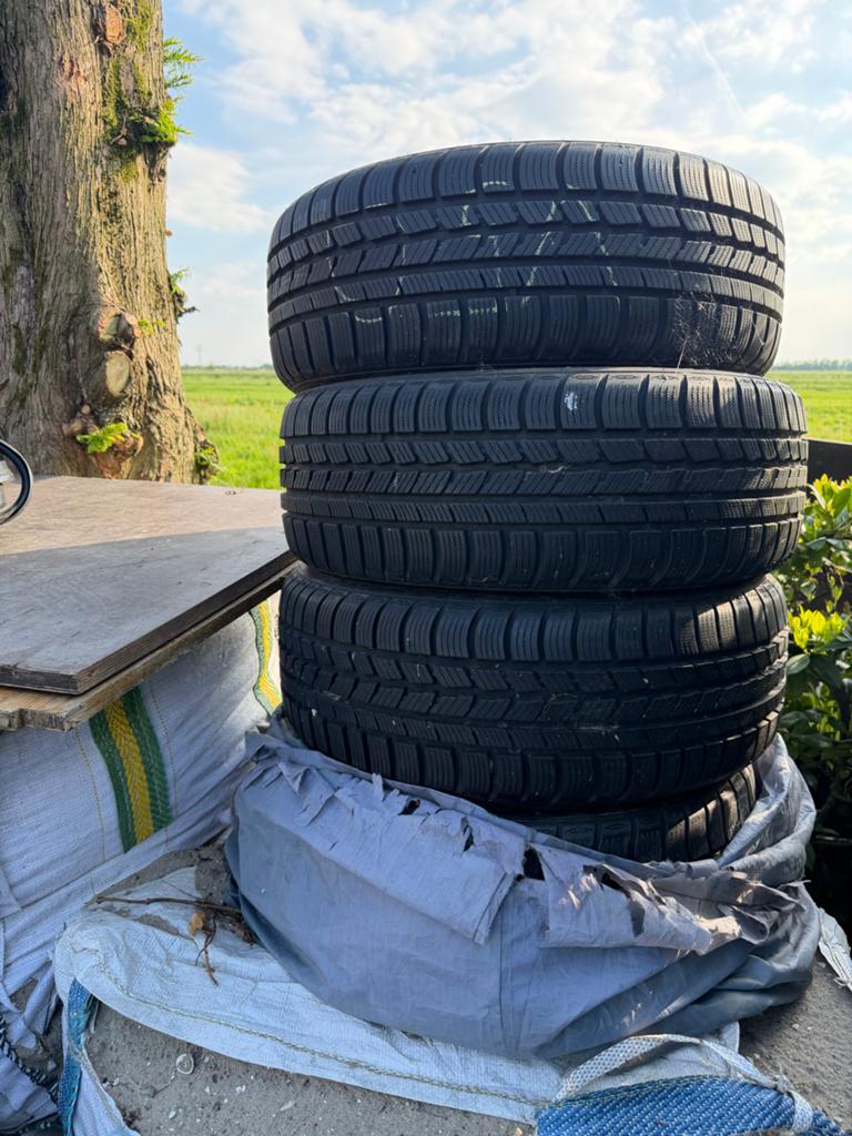 Winterbanden met velgen 205/55R16, Auto-onderdelen, Banden en Velgen, Ophalen, Gebruikt, 16 inch, Banden en Velgen