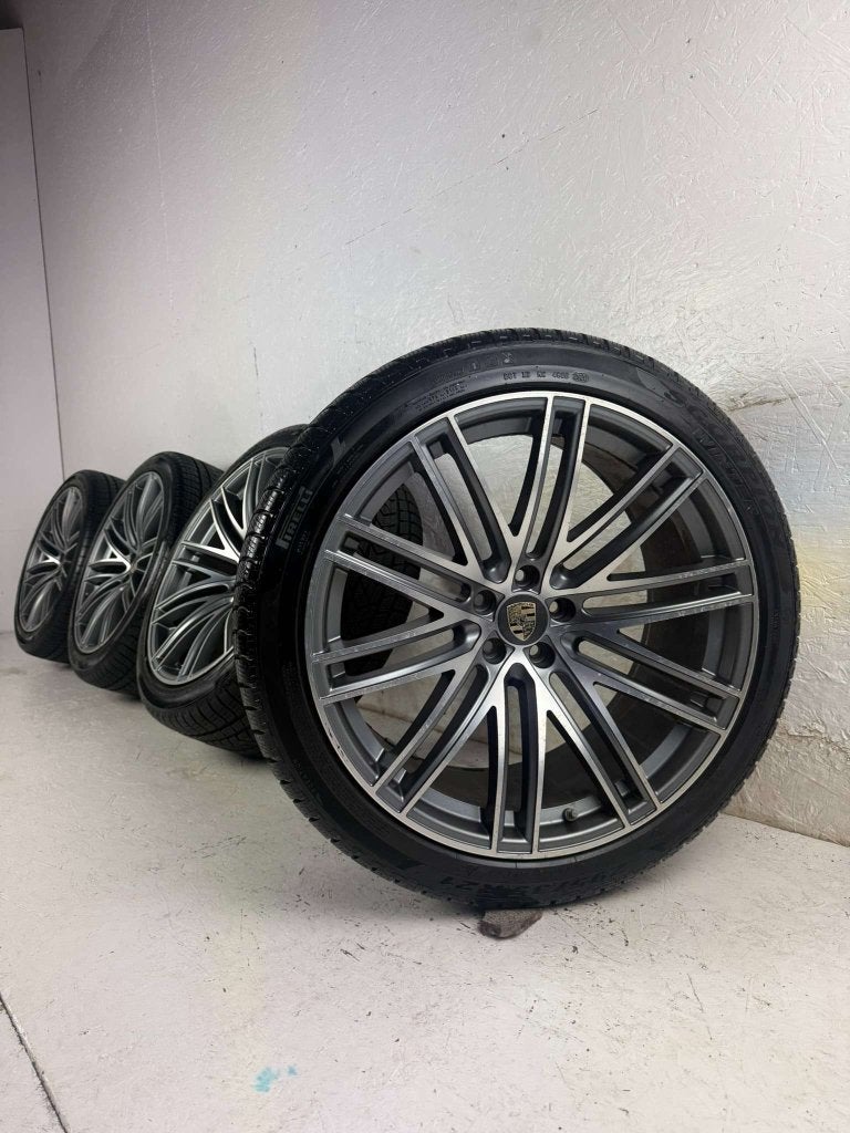 Porsche Macan turbo velgen 21" 5x112 pirelli winterbanden, Auto-onderdelen, Banden en Velgen, Niet ingevuld, Gebruikt, 295 mm