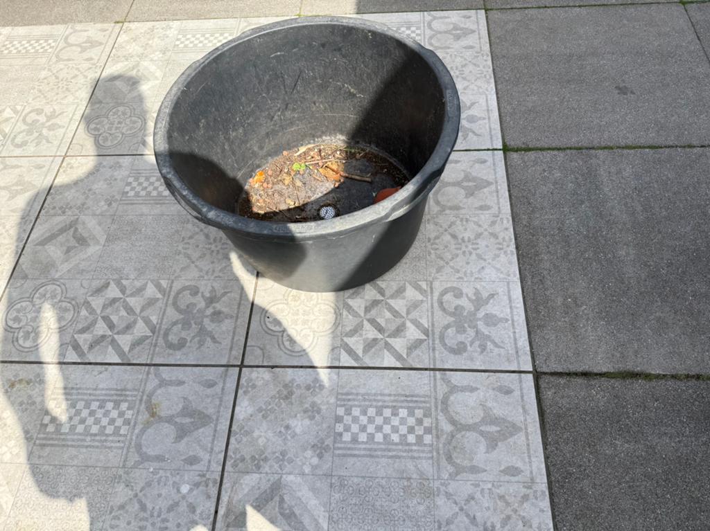 Boomkuip / emmer, Tuin en Terras, Bloembakken en Plantenbakken, Ophalen, Zo goed als nieuw, Rond, Kunststof