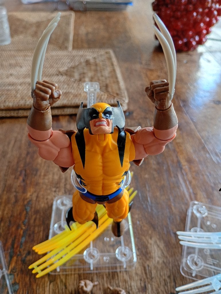 Marvel Legends - Kith - Gamerverse Wolverine player 2, Ophalen of Verzenden, Zo goed als nieuw