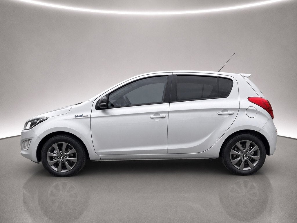 Hyundai I20 1.2i Go! Cruise Control, Airco, Trekhaak, Euro 5, Gebruikt, 31 €/maand, 4 cilinders