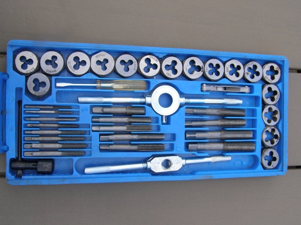 Uitgebreide tap- en snijset, Ophalen of Verzenden, Zo goed als nieuw