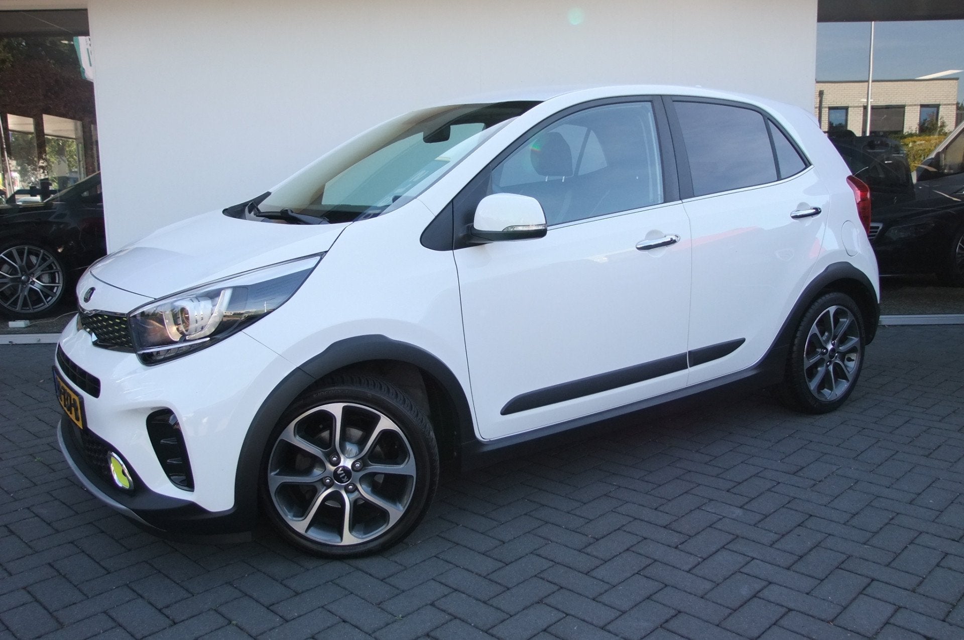 Foto 2 van Kia Picanto 1.0 T-GDI X-Line/ Stoelverwarming/ Carplay/ Came