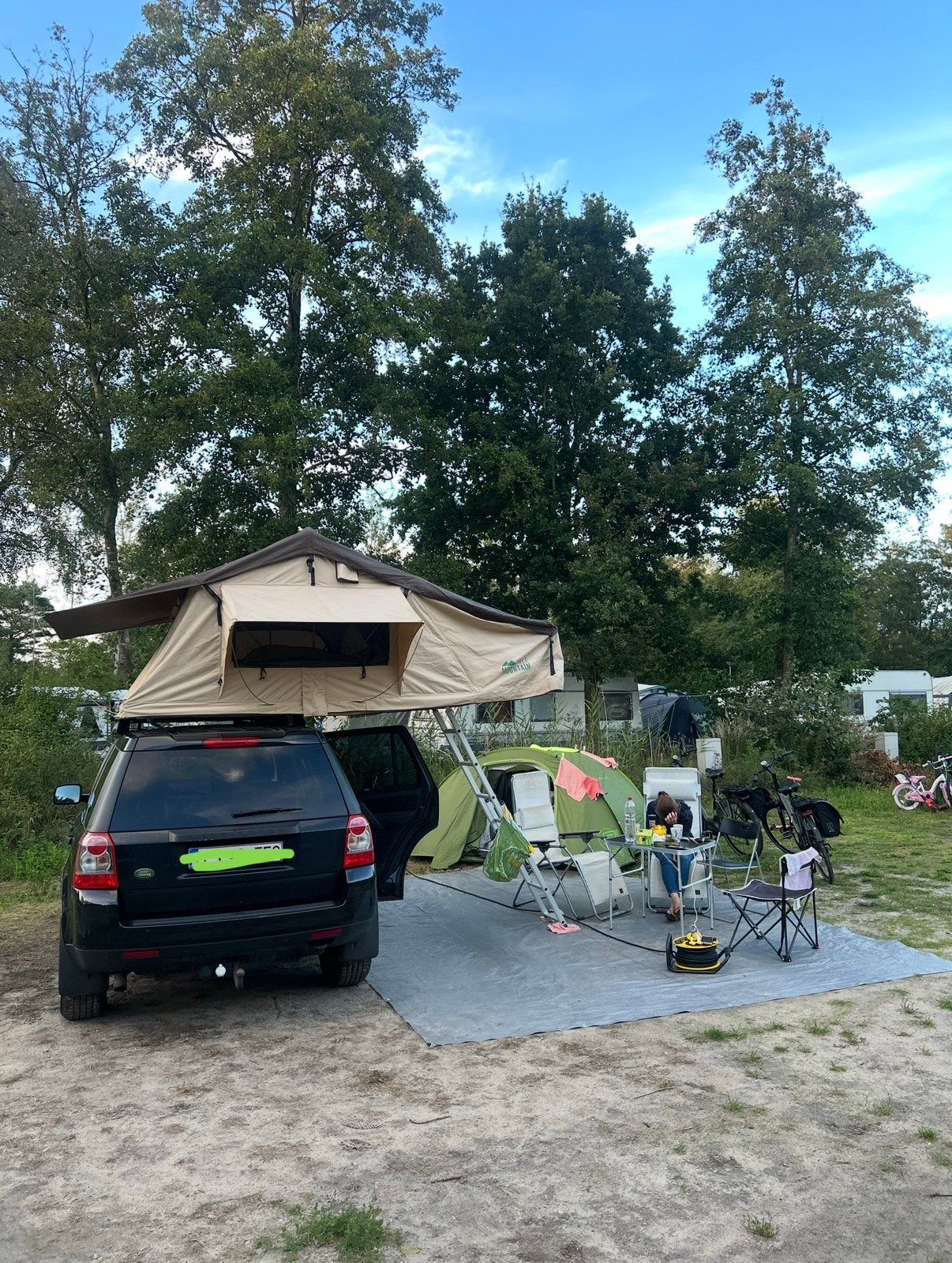 Daktent (heel ruim), Ophalen, Zo goed als nieuw, Tot en met 2