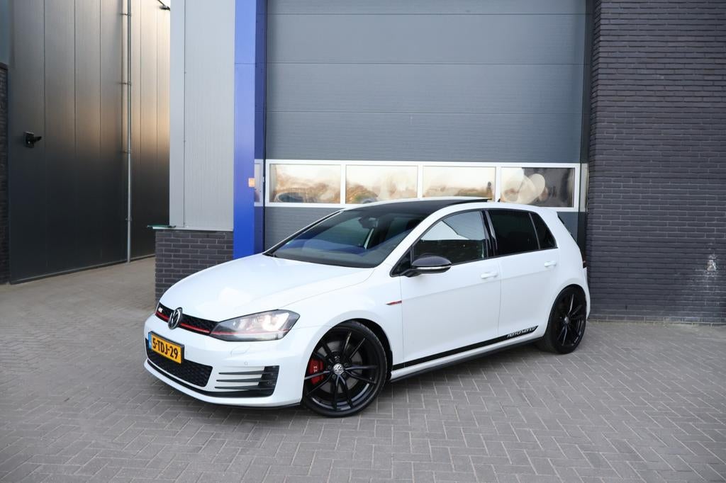 Volkswagen Golf 2.0 GTI Panodak I verlaagd I origineel NL, Auto's, Stof, 4 cilinders, 1984 cc, Lichtsensor