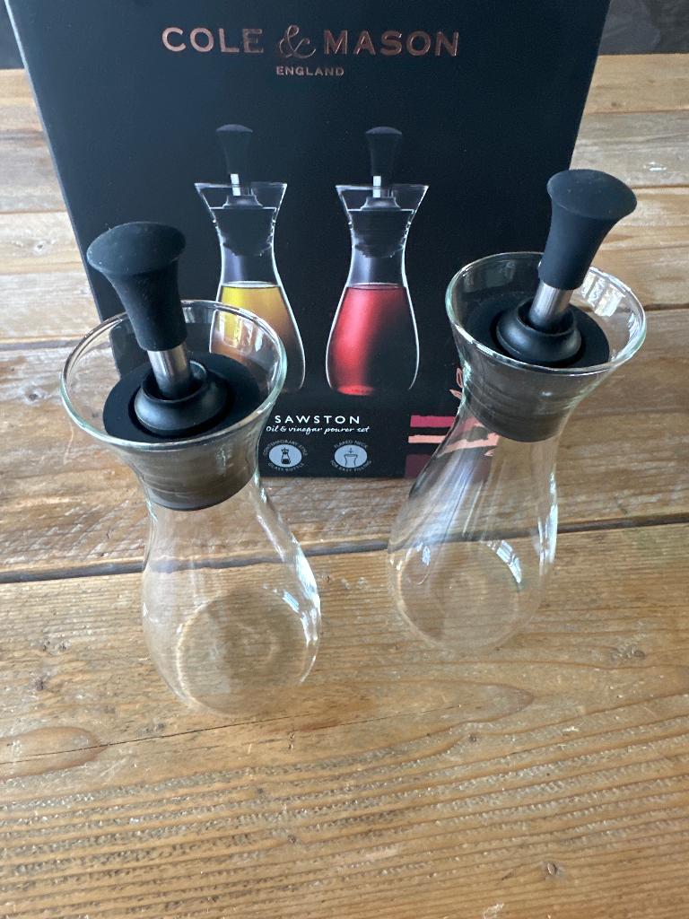 Cole & mason oil & vinegar set, Nieuw, Ophalen of Verzenden, Overige merken, Glas