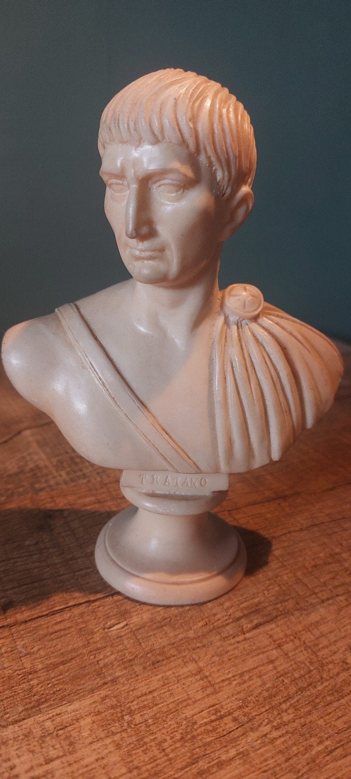 Antieke Buste van Trajanus - Klassieke Decoratie, Minder dan 20 cm, Gips, Buste, Ophalen of Verzenden