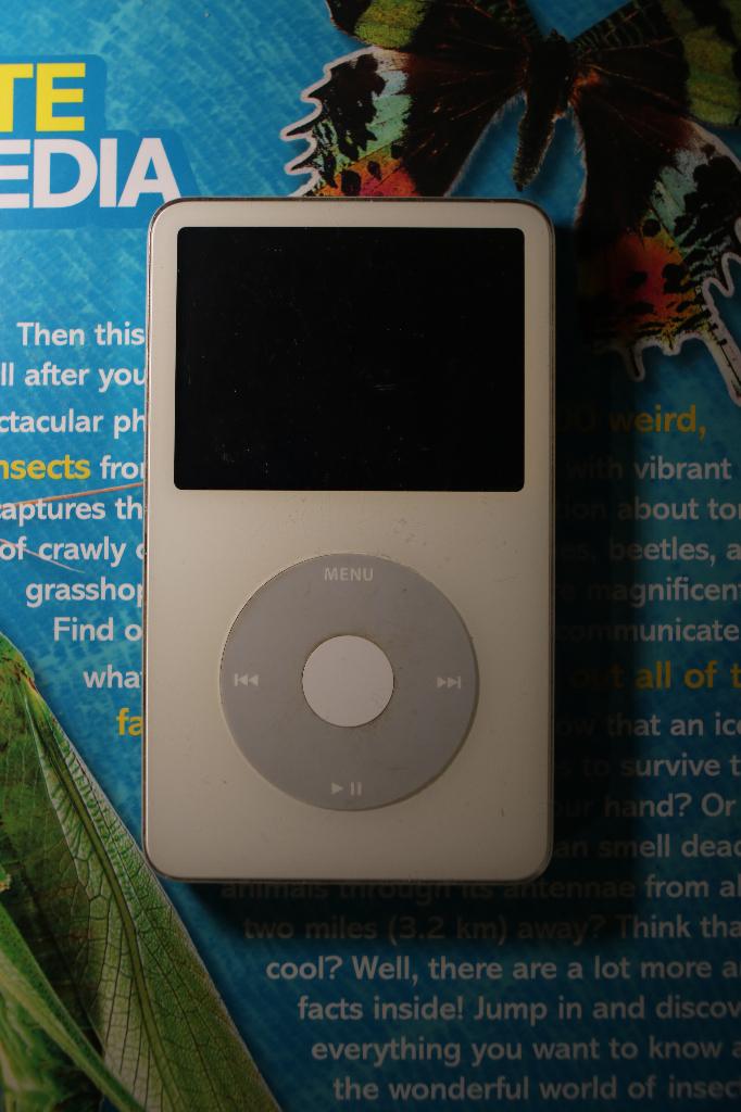 iPod Classic Gen 5 (White) 30 GB, Audio, Tv en Foto, Mp3-spelers | Apple iPod, Gebruikt, Ophalen of Verzenden, 20 tot 40 GB, Overige kleuren