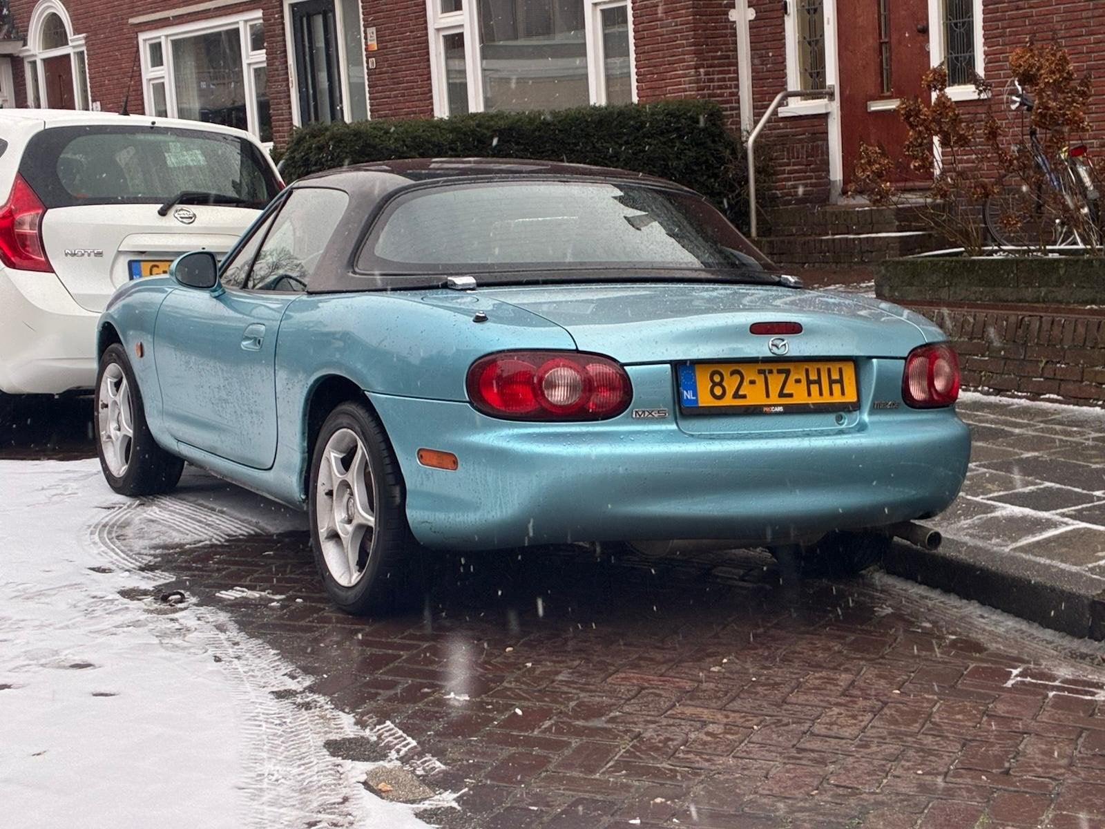 Mazda MX-5 1.6 I 2001 Blauw | Hardtop | APK 2027, Achterwielaandrijving, 40 €/maand, 4 cilinders, Cabriolet