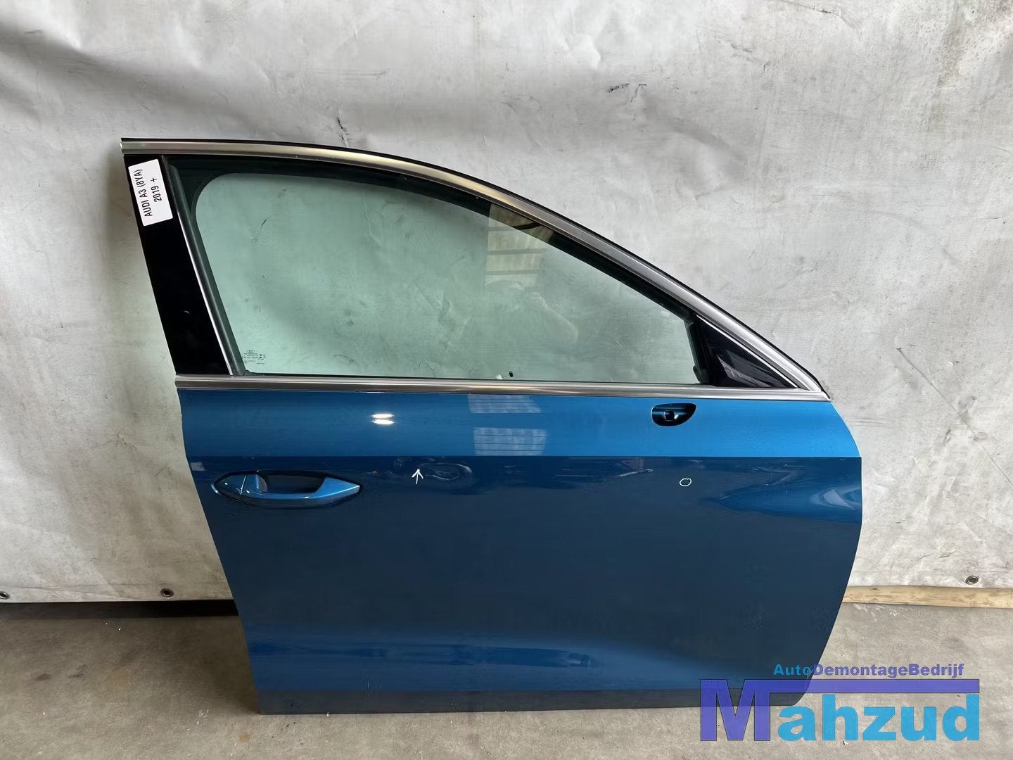 Audi A3 Sportback (8YA) Blauw rechts voor deur portier 2019+, Gebruikt, Deur, AUDI AG, Auto-Union-Strasse 1
85045  Ingolstadt, DE