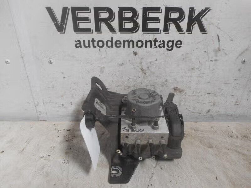 ABS POMP Opel Corsa E (01-2014/06-2019) (39002554ayf), Bahnhofsplatz 65423 Rüsselsheim am Main, DE, Gebruikt, Opel, Opel Automobile GmbH