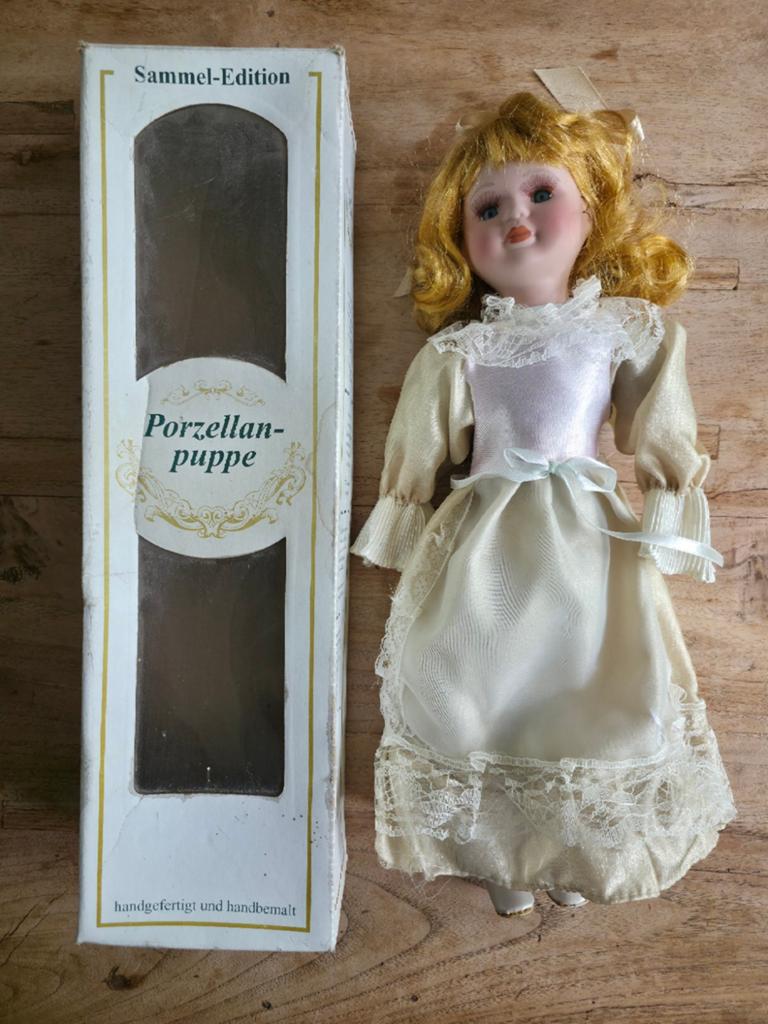 Porseleinen pop, sammel editie, Verzamelen, Poppen, Ophalen of Verzenden, Nieuw