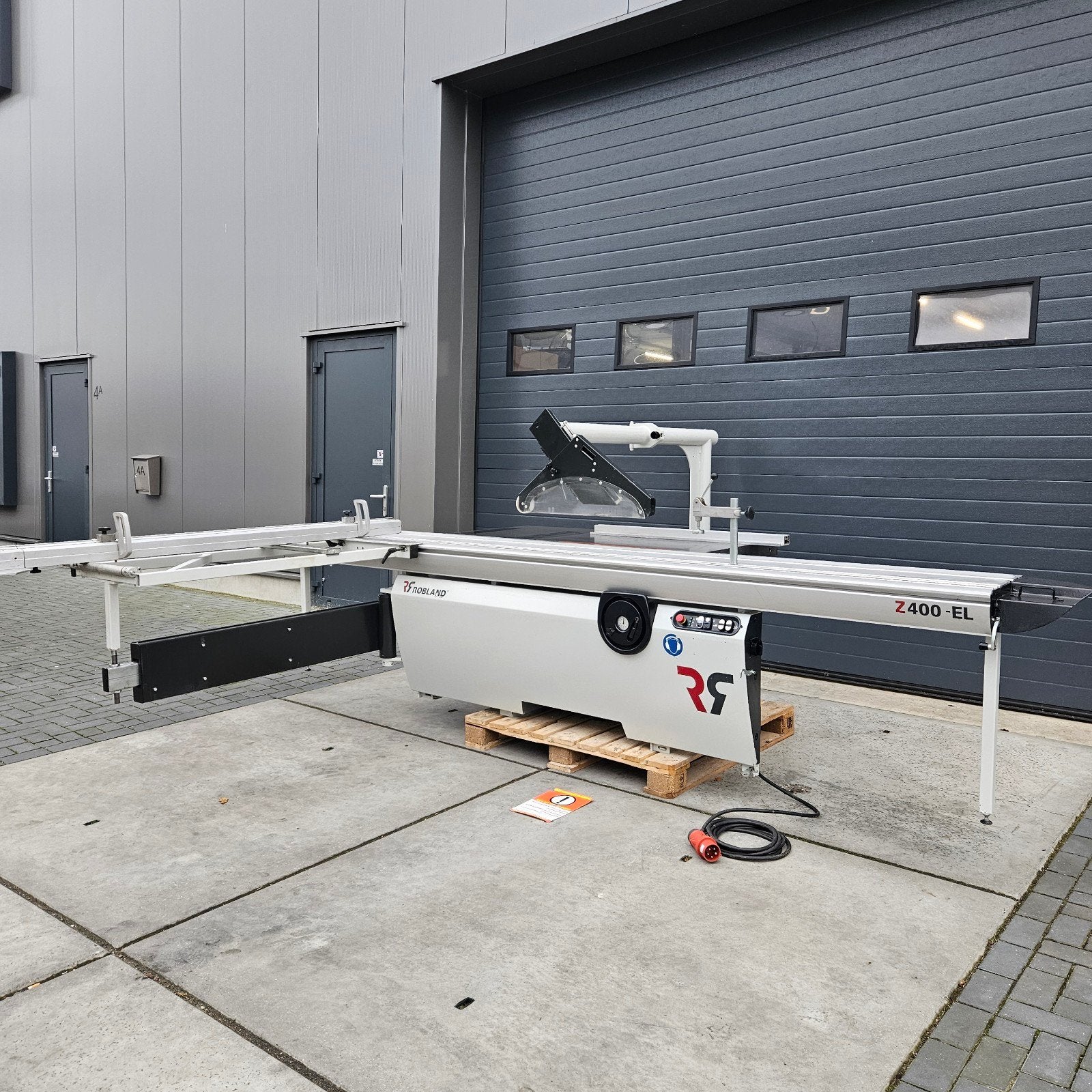 Robland formaatzaag 3800mm elektrisch 45graden ** Paneelzaag, 70 mm of meer, Overige typen, Ophalen of Verzenden, Zo goed als nieuw