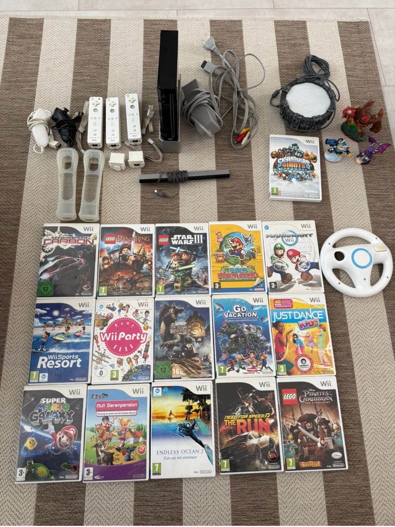 MEGA Nintendo Wii set!, Spelcomputers en Games, Ophalen of Verzenden, Met 2 controllers