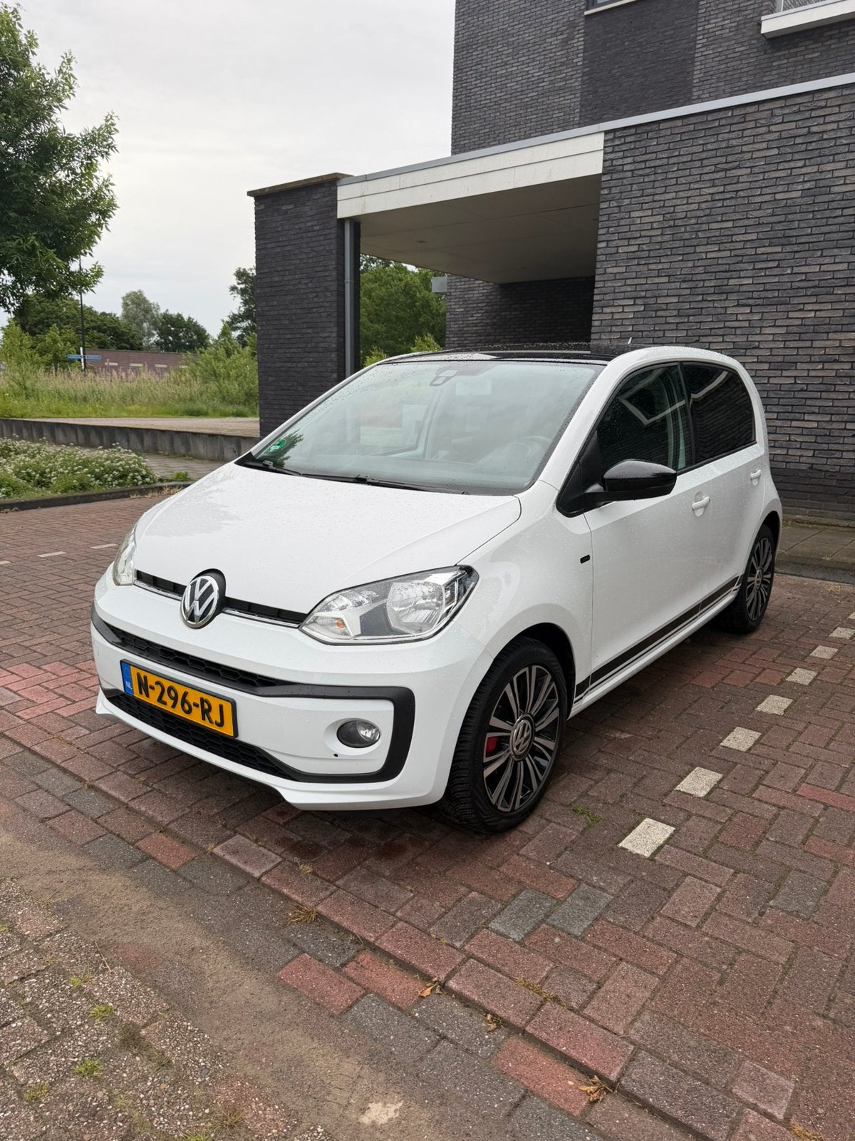 Volkswagen Up! Join 1.0 – 2018  | Complete uitvoering |, Auto's, Voorwielaandrijving, Stof, Bluetooth, 4 stoelen