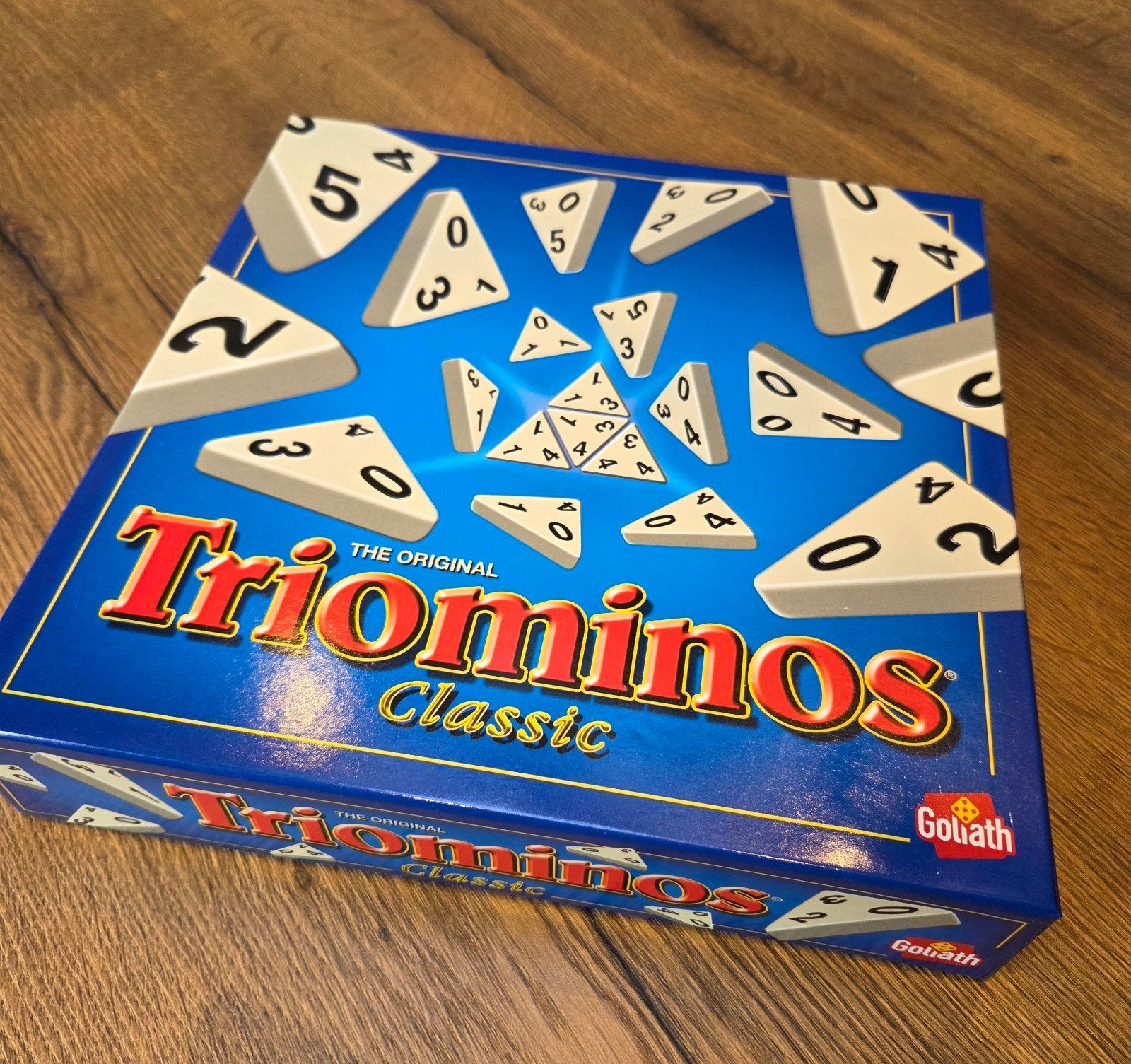 Triominos Classic spel - Nieuw en compleet, Een of twee spelers, Ophalen of Verzenden, Nieuw, Goliath