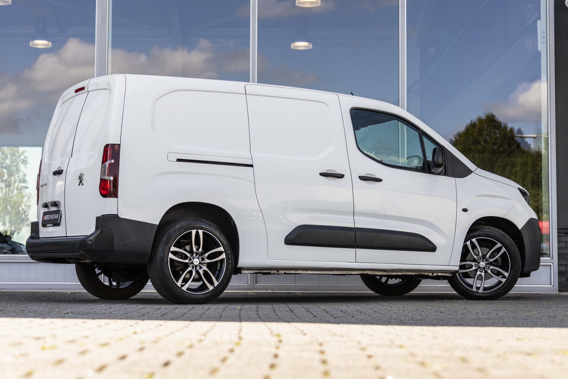 Peugeot Partner 1.5 BlueHDI Premium Long | Carplay | Cruise, Auto's, 12 maanden, Stof, Gebruikt, 4 cilinders