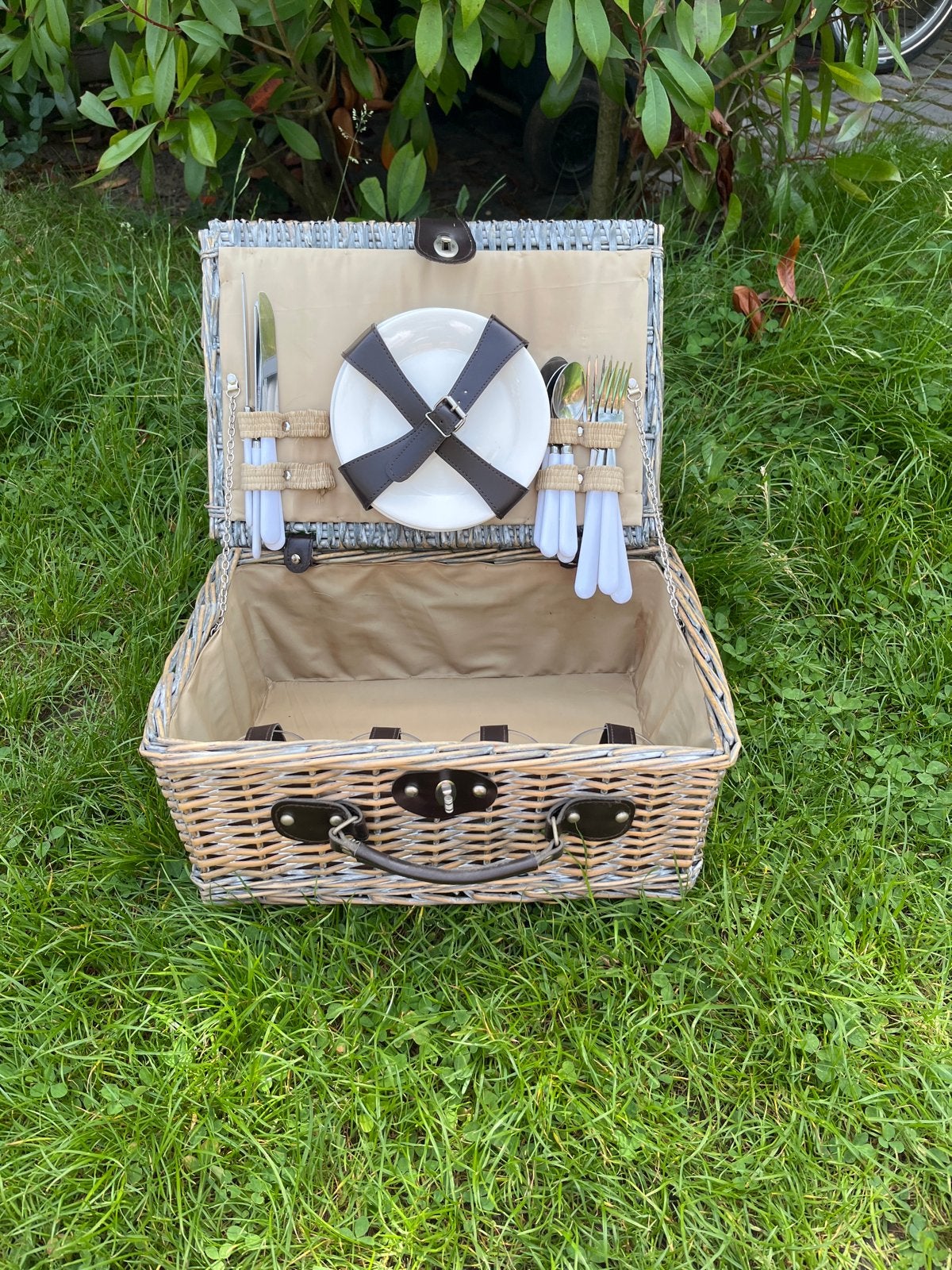 Complete picknickmand voor 4 personen, Ophalen, Gebruikt