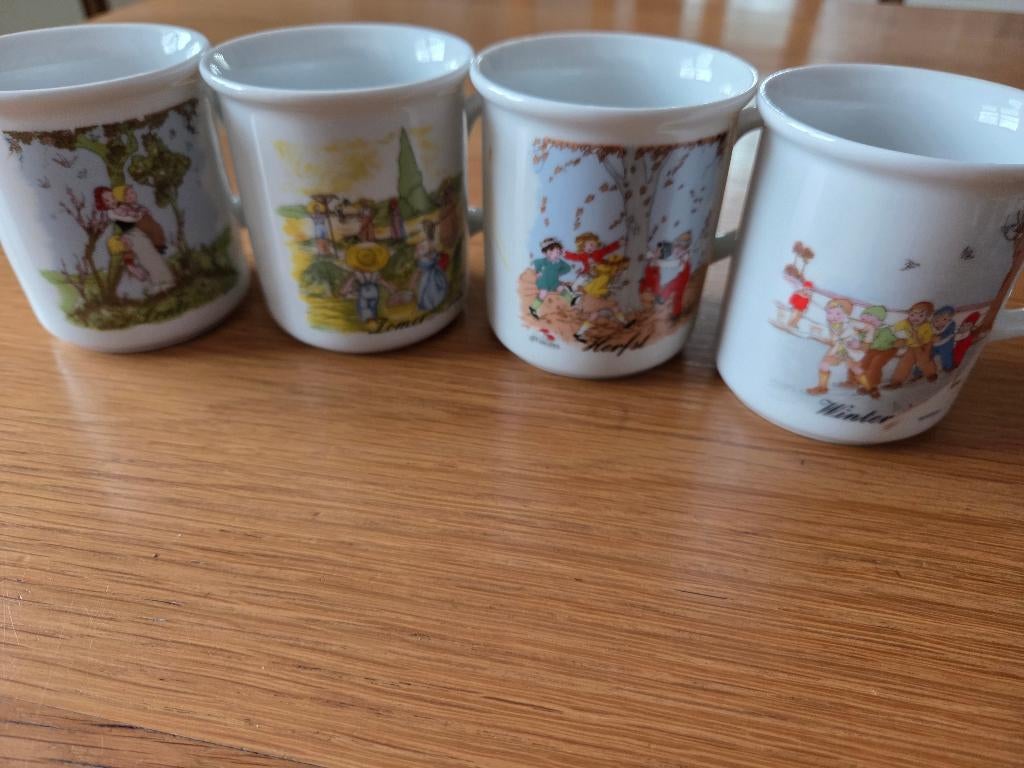 douwe egbert 4 seizoenen bekers. Kronester/bavaria, 4 stuks., Ophalen of Verzenden, Nieuw