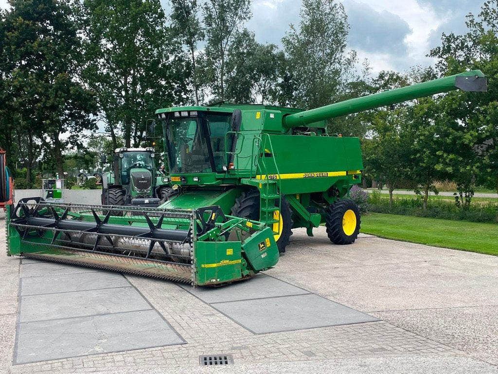 John Deere CTS Combine Airco maaibord 2 WD (bj 2000), Zakelijke goederen, Overige, Oogstmachine