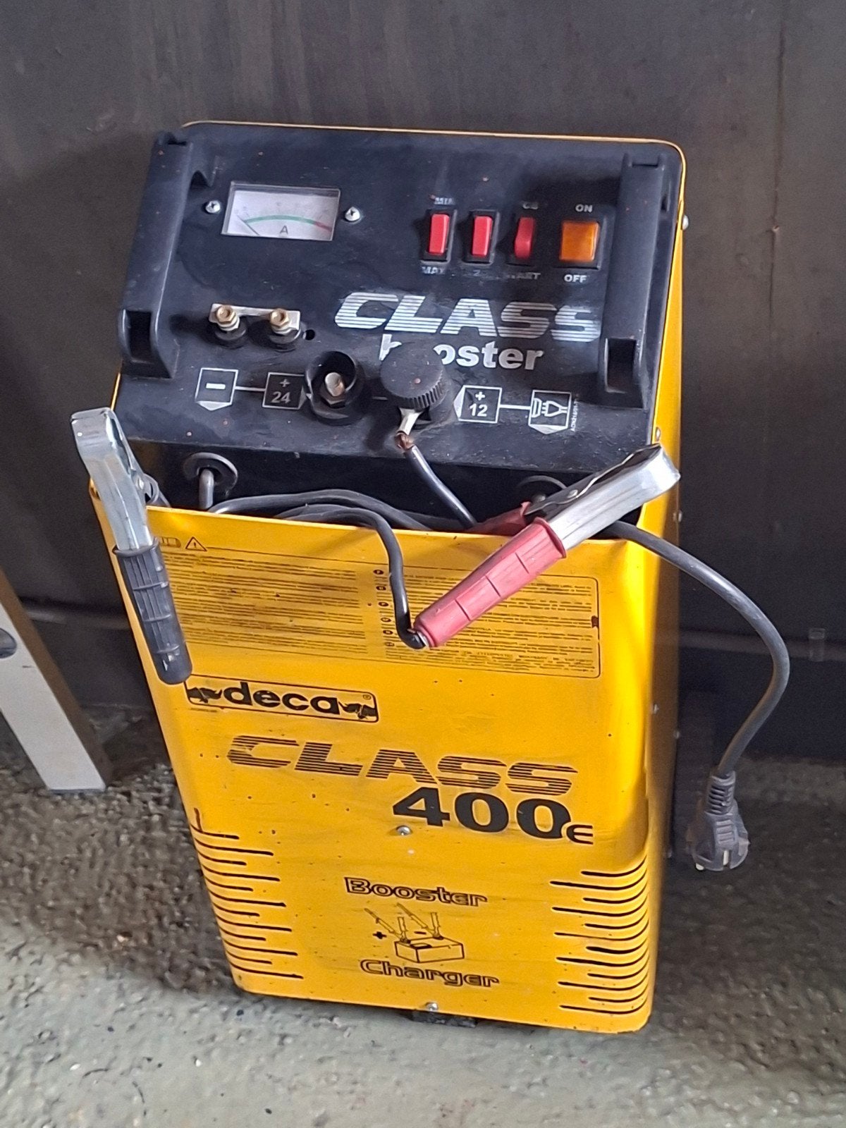 Deca Class 400E Acculader en Booster, Auto-onderdelen, Accu's en Toebehoren, Ophalen of Verzenden, Gebruikt