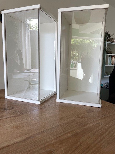 Ikea wandvitrine Brannboll, Huis en Inrichting, Ophalen, 50 tot 100 cm, Zo goed als nieuw, Minder dan 100 cm