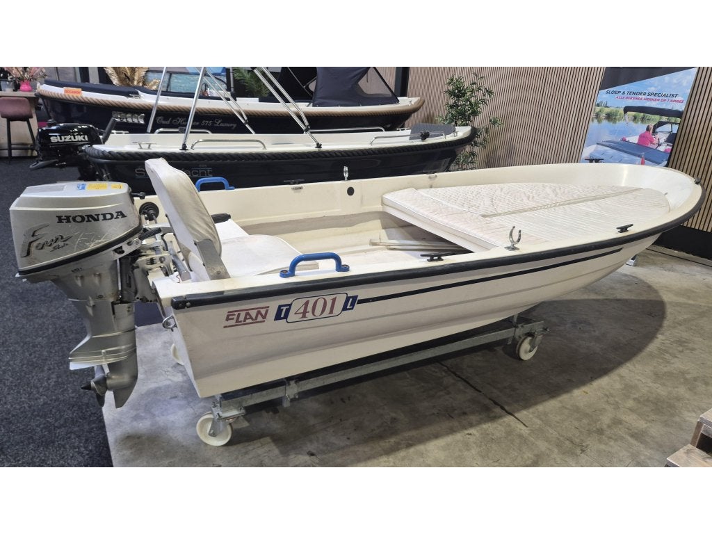 Elan 401 met 8pk Honda|kussens|zonnedek, Watersport en Boten, Sloepen, 4 m, Niet ingevuld, Niet ingevuld, Overige merken