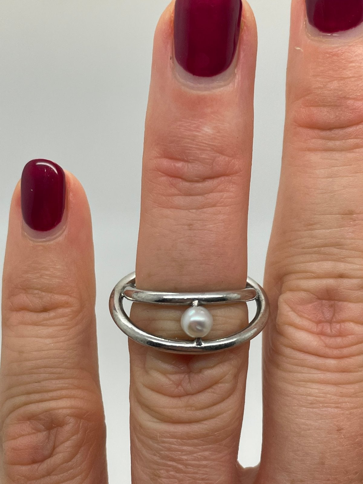 F985 Prachtige zilveren ring met parel maat 16, Ophalen of Verzenden, Kleiner dan 17, X, Dame