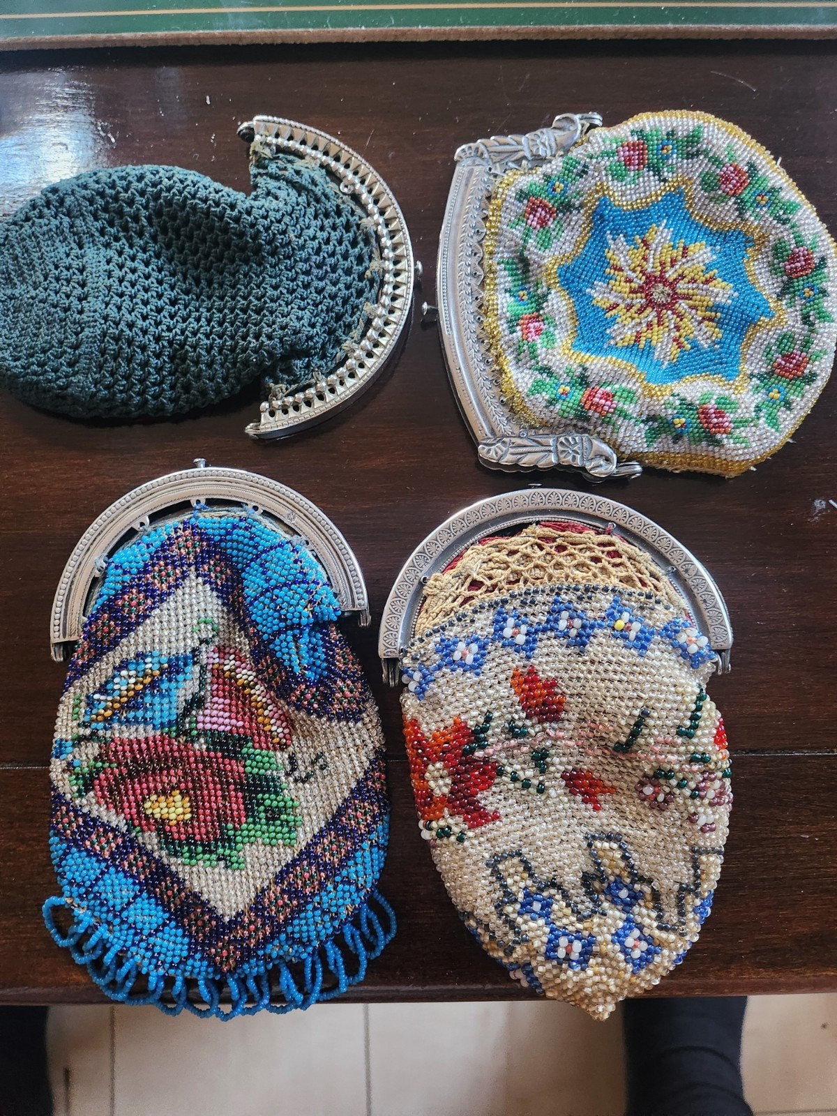 Antieke kralen beursjes met zilveren montuur, Antiek en Kunst, Ophalen of Verzenden