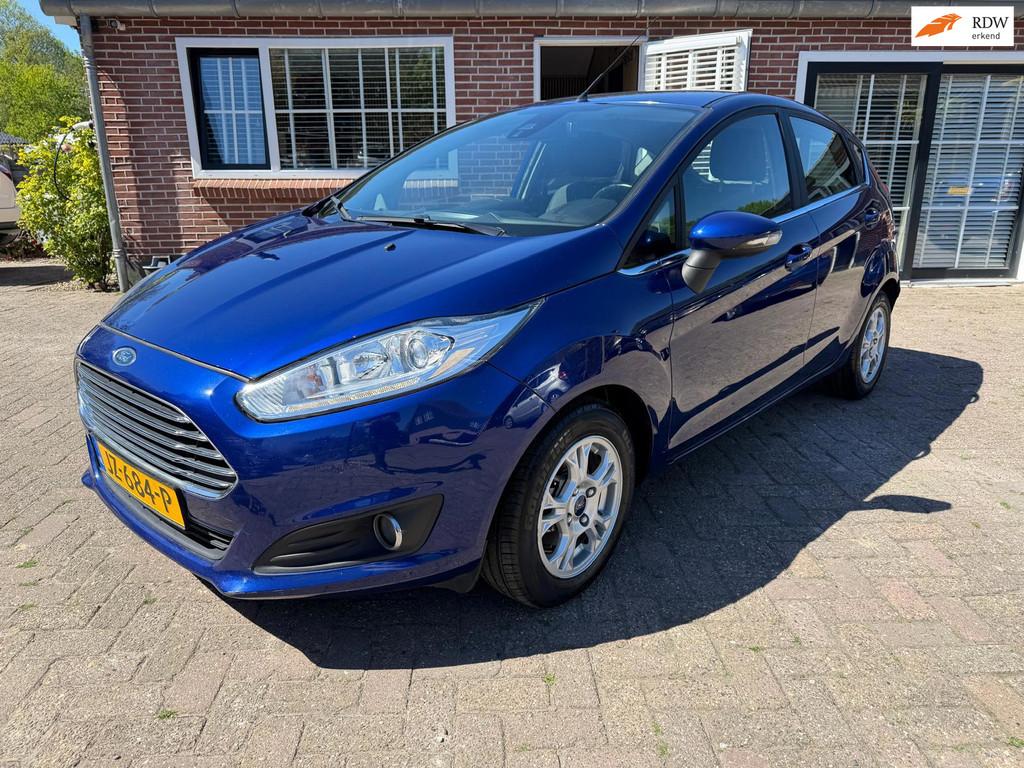 Ford Fiesta 1.5 TDCi Titanium NIEUWE APK, Auto's, Ford, Bedrijf, Te koop, Fiësta, ABS, Airbags, Airconditioning, Boordcomputer