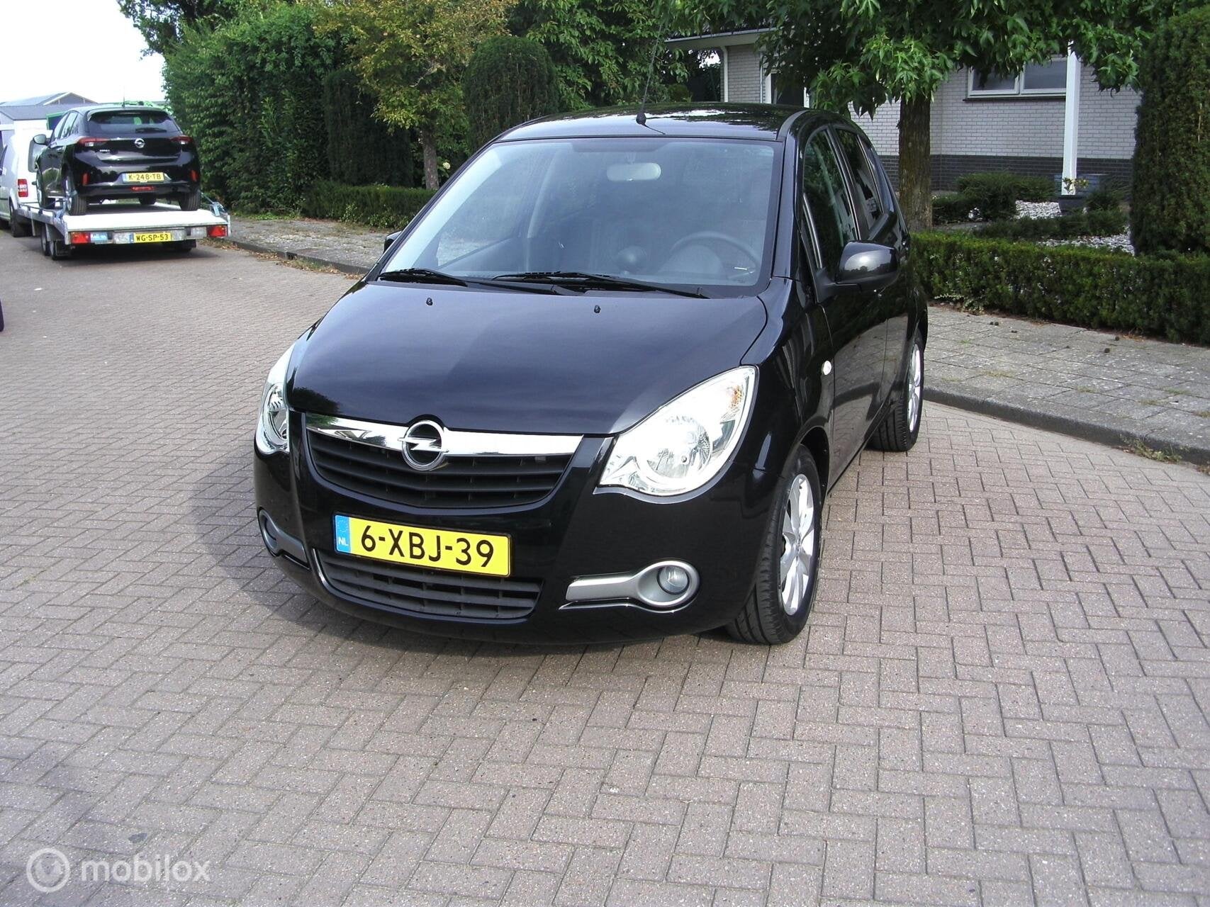 Opel Agila 1.2 Blitz bj 2014 30026 km nap boekjes kompleet, Auto's, Voorwielaandrijving, Stof, 4 cilinders, 965 kg