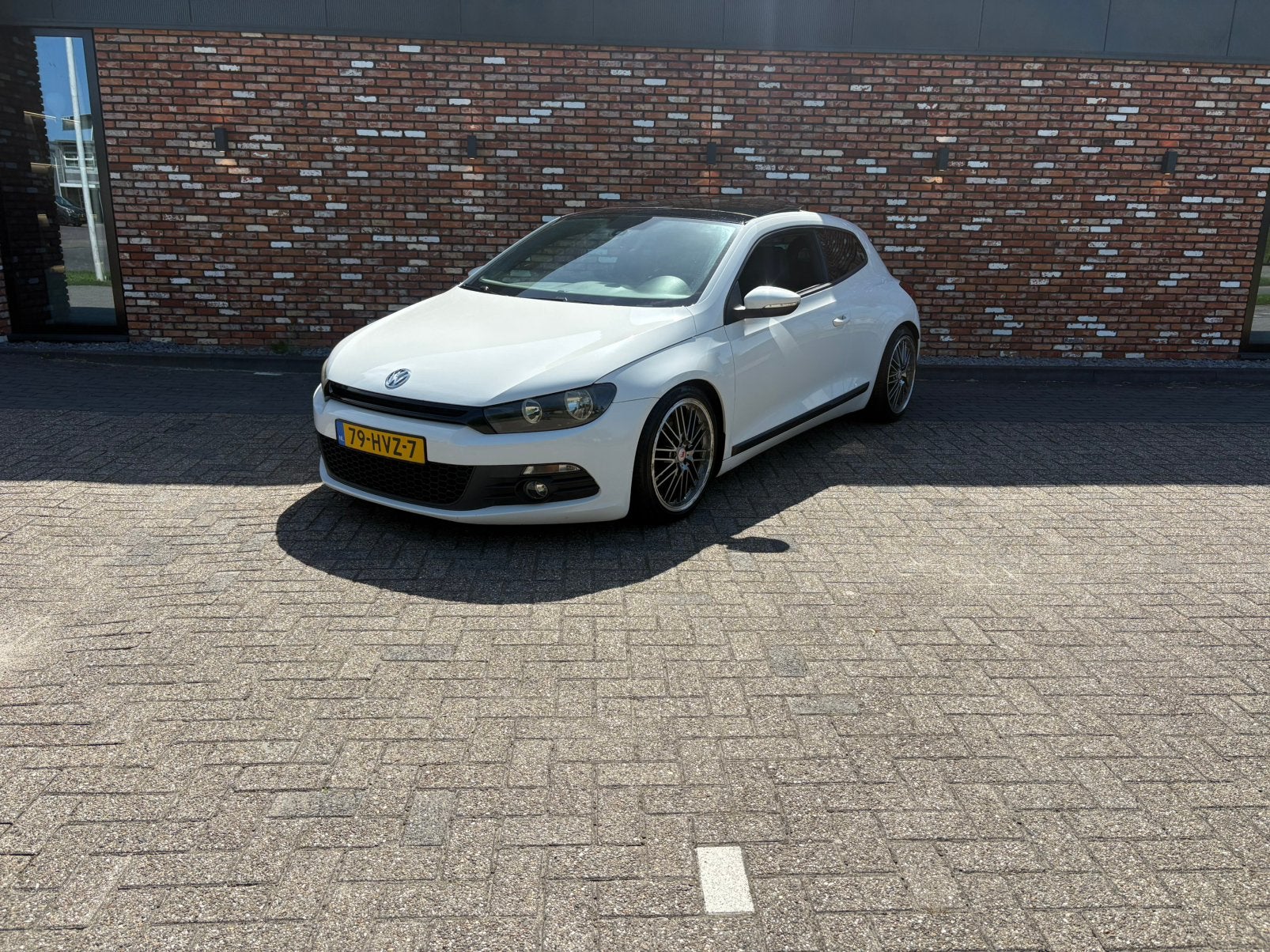 Volkswagen Scirocco 1.4 TSI panorama dak ketting vervangen, Auto's, Volkswagen, Voorwielaandrijving, 15 km/l, 4 cilinders, Wit