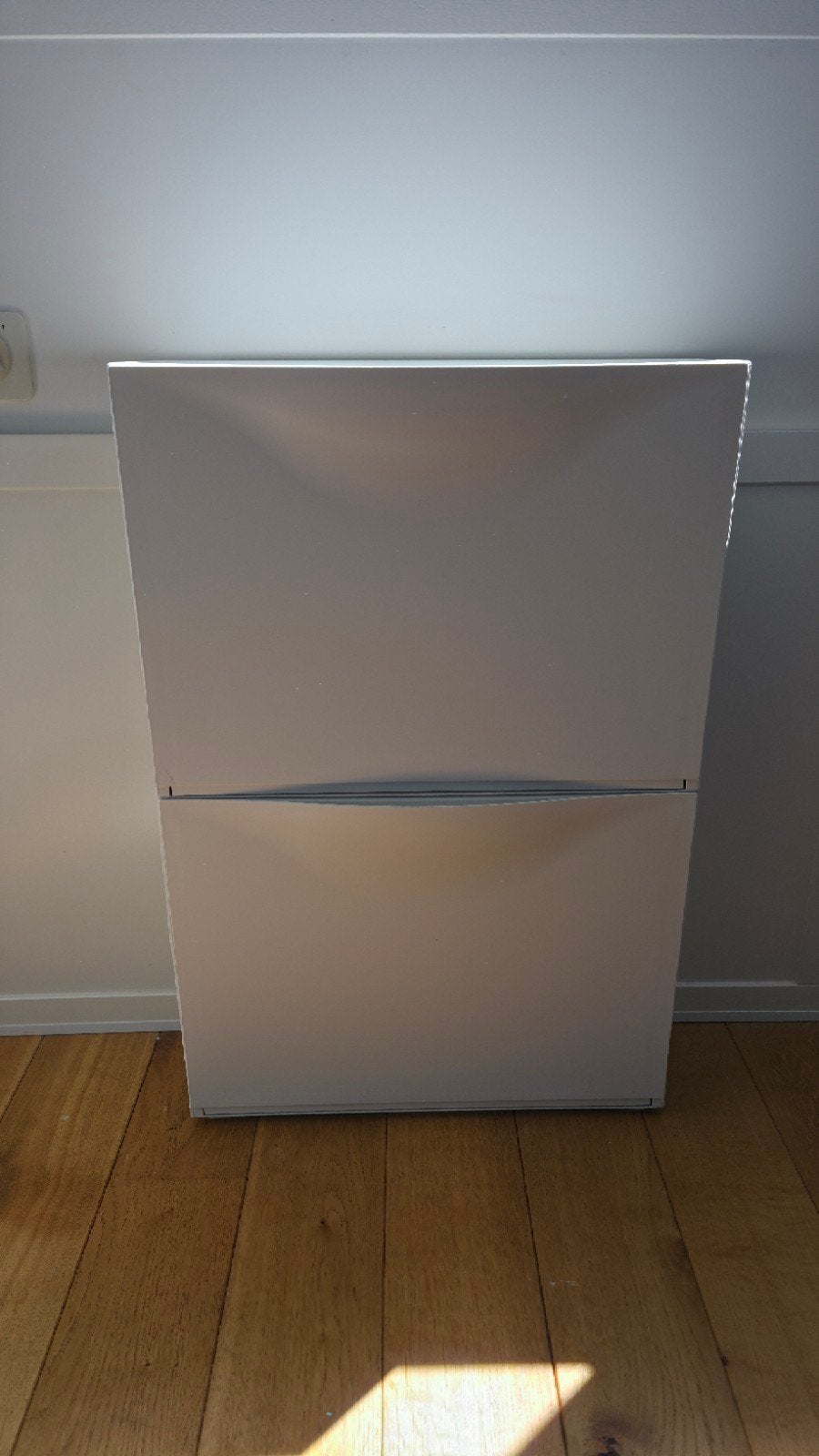 Witte schoenenkast met twee vakken, Ophalen, Gebruikt, Modern, minimalistisch