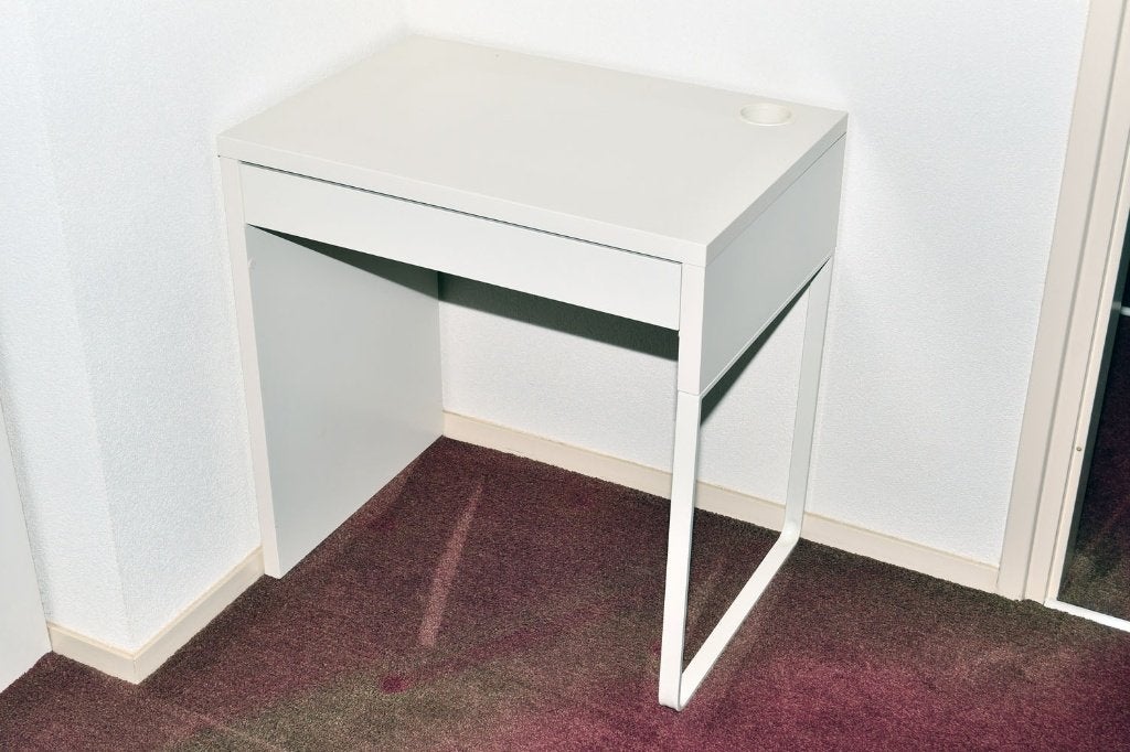 IKEA Micke kinderbureau wit 73x75x50cm, Huis en Inrichting, Bureaus, Ophalen, Kabelgoot, 50 cm, Zo goed als nieuw