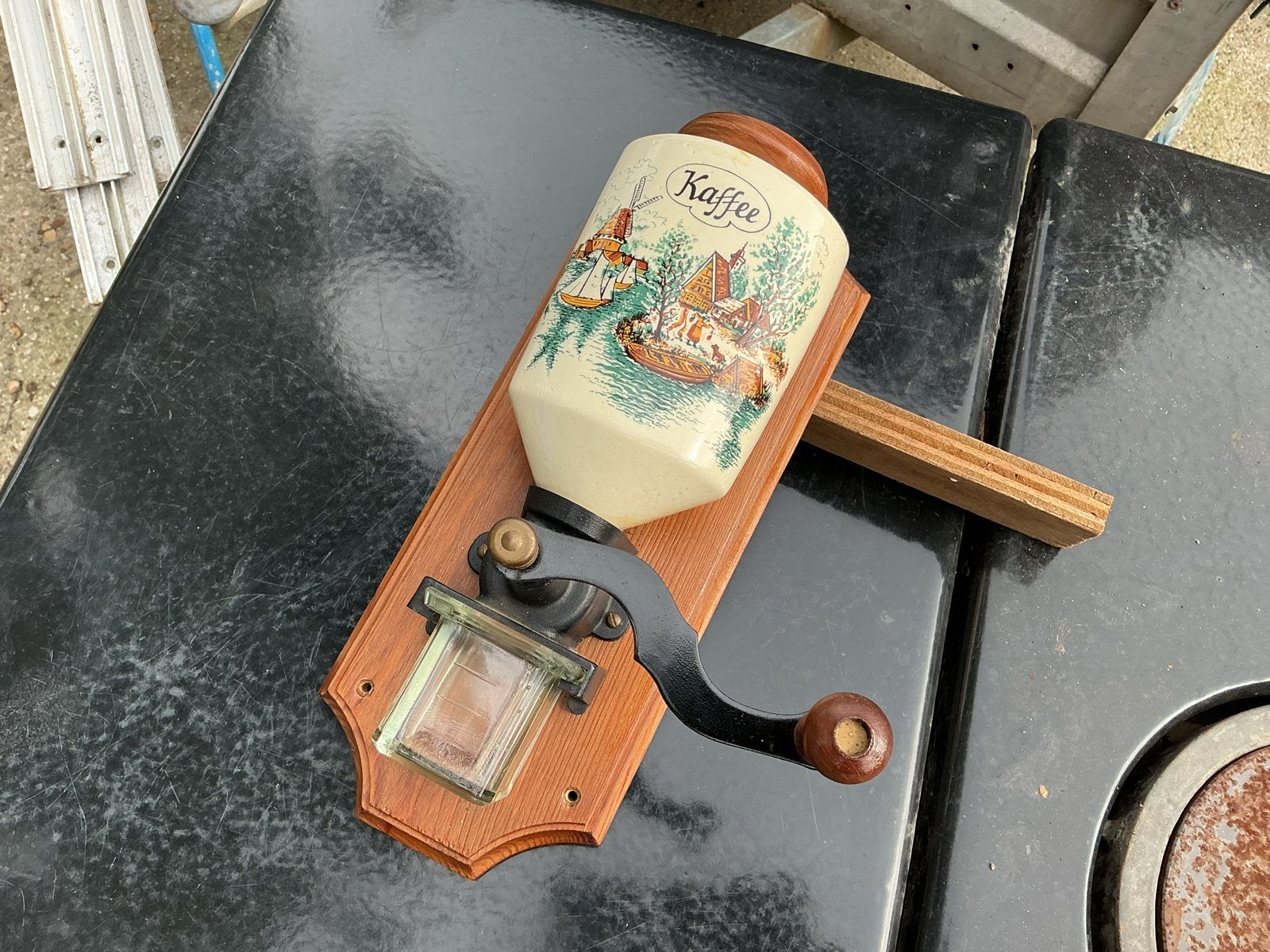 Vintage wandkoffiemolen met keramische houder, Ophalen of Verzenden