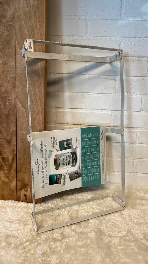 Doorleefde, metalen tijdschriftenhouder, Huis en Inrichting, Woonaccessoires | Krantenbakken en Lectuurbakken, Wandmontage, Ophalen of Verzenden