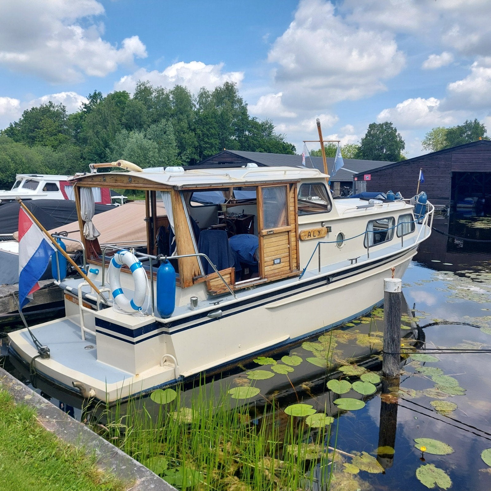 Ariadne kruiser 8 m, Watersport en Boten, Motorboten en Motorjachten, Kruiser, Ophalen, Koelkast