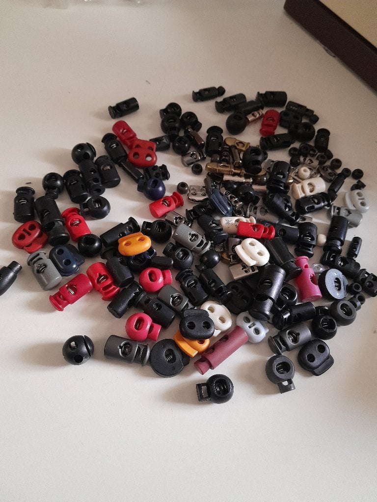 140 koordstoppers, Ophalen of Verzenden, Zo goed als nieuw, Knoop of Knopen