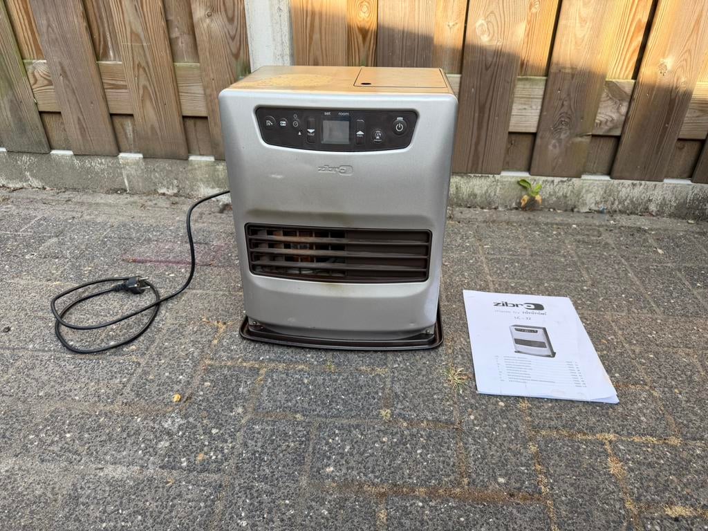 Te koop Zibro LC32 laserkachel goed werkend, Huis en Inrichting, Kachels, Ophalen, Gebruikt, Overige brandstoffen, Petroleumkachel
